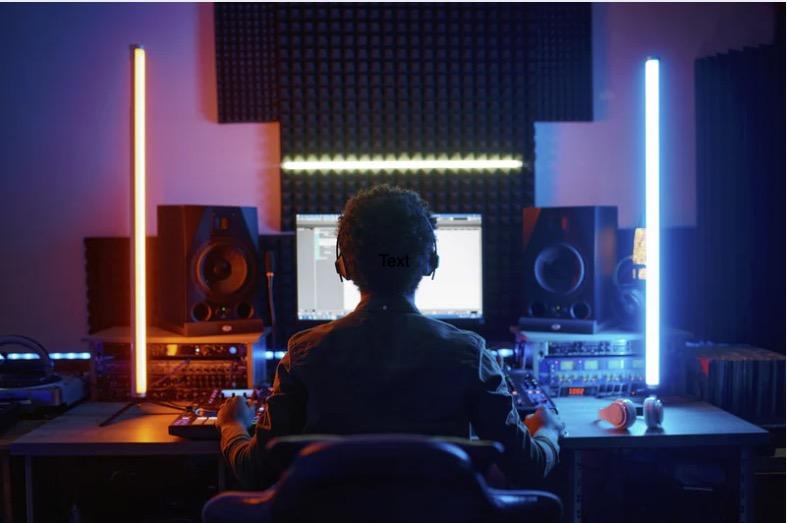 artistOS.ai creative 13